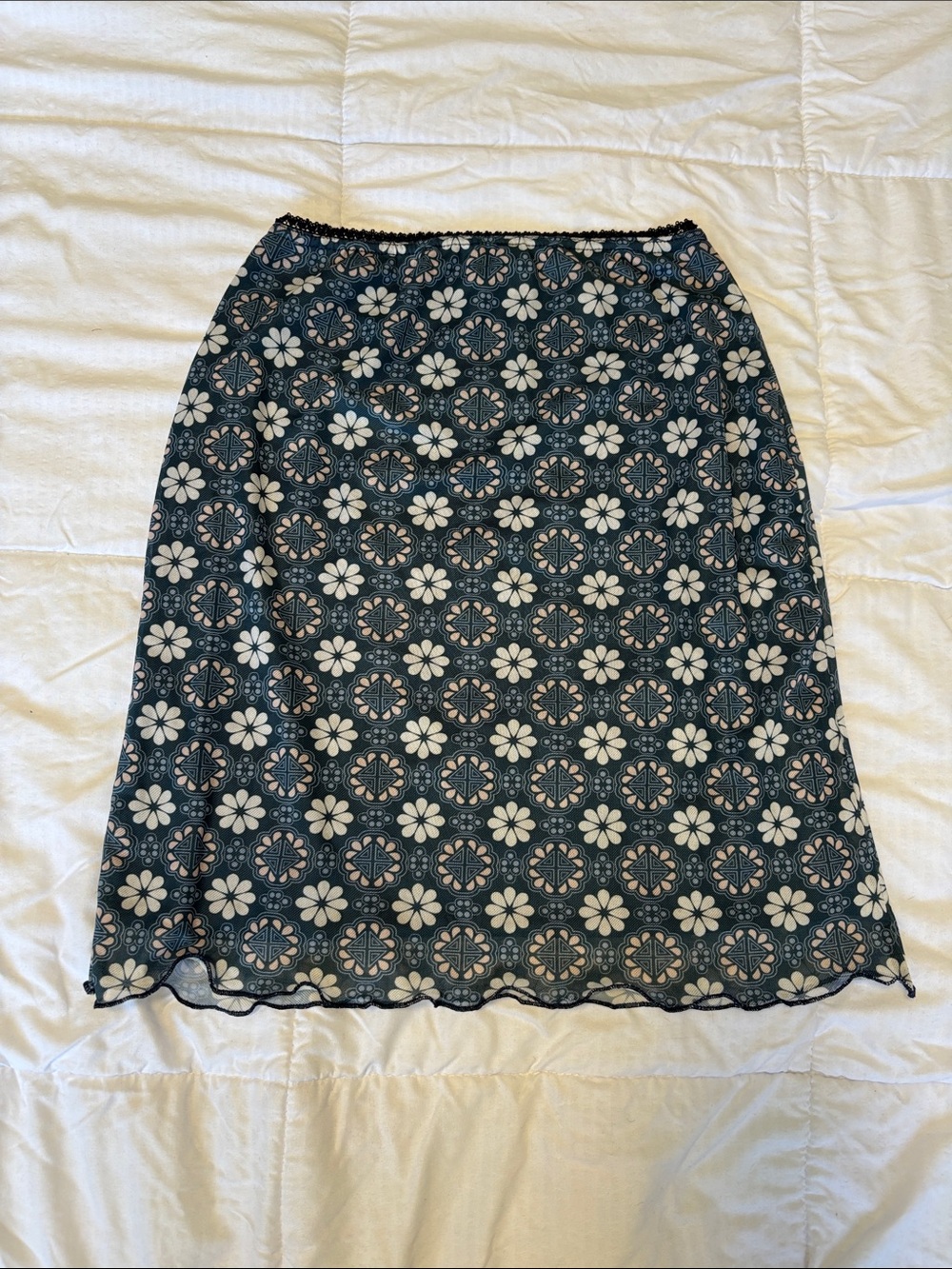 Nasty Gal Navy Floral Lace-Overlay Pencil Skirt